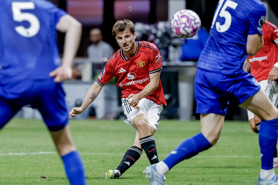 Mason Mount scoring a goal for Manchester United.