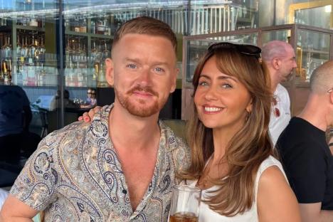 Coronation Street stars look worlds away from the cobbles as they soak up the sunny weather on boozy night out