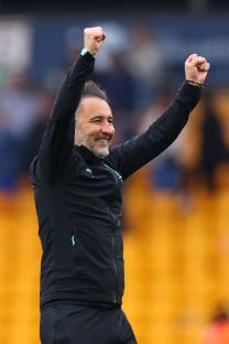 Vitor Pereira, manager of Wolverhampton Wanderers, celebrating.