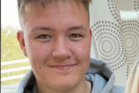 Garage apprentice sacked after accusing colleague of poking holes in his sandwich & crushing up his crisps