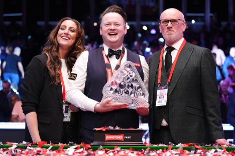 Shaun Murphy reveals he’s running with pianist girlfriend to shed the pounds but won’t see her complete the marathon