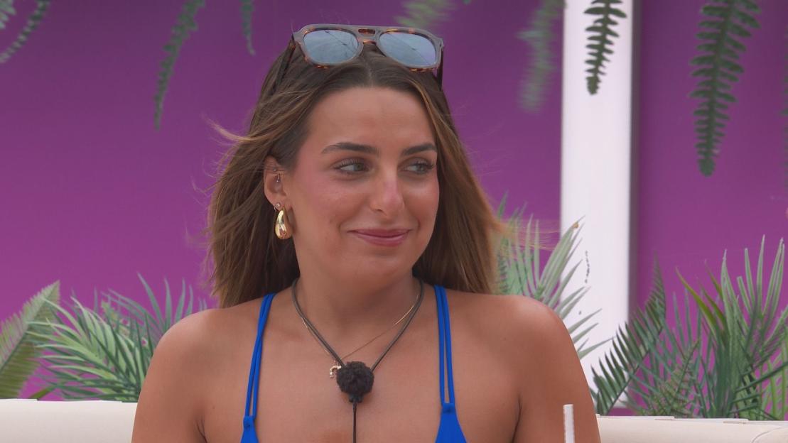 Shakira from Love Island.
