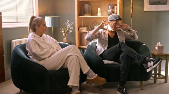 Stacey Solomon and Joe Swash in couple's therapy.