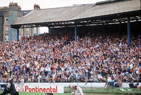 Iconic Premier League stadium looks unrecognisable as throwback pics show how famous stand got its name