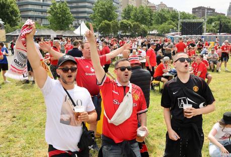 Manchester United fans celebrating in Bilbao.