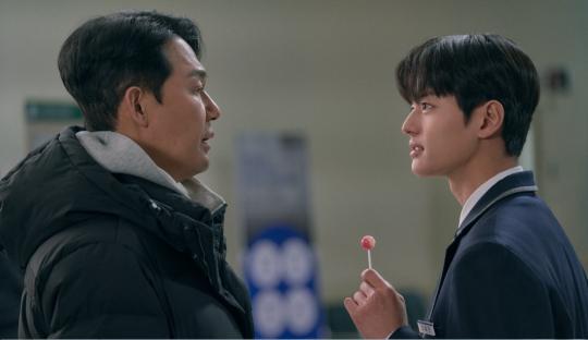 Park Sung Woong And Park Soo Oh Join Forces To Save A Basketball Team In Crisis In New Drama “A Head Coach's Turnover”; 5