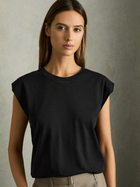 Fashion pro reveals 5 items you need 'if you have loads of clothes but nothing to wear' with M&S and H&M buys, ,