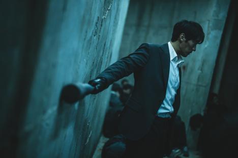 So Ji Sub Mercilessly Fights For Answers In Noir Action Drama “Mercy For None”; 7
