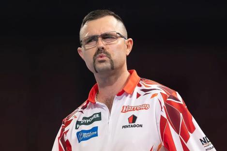I worked 12-hour days as a roofer before becoming a darts star… there’s no chance I would suffer from burnout