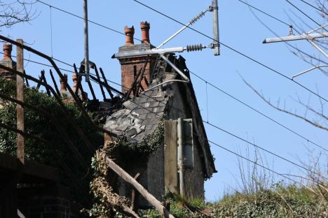 Girl, 4, killed alongside mum, 30, and man, 23, in devastating house fire is named as neighbours relive horror