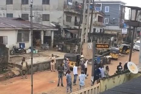 Lagos: Nigerian Army raids criminal hideouts in Oshodi, Mushin