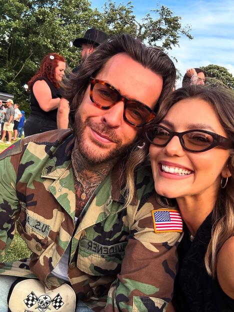 Photo of Pete Wicks and Jowita Przystal.