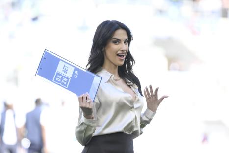 Eleonora Incardona, DAZN journalist, at a Serie A soccer match.