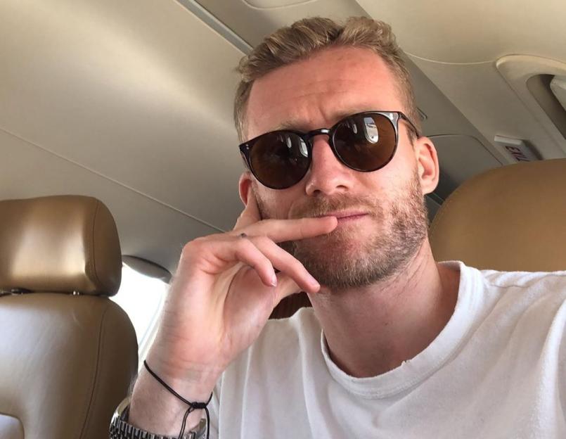 Ex-Chelsea Star, 34, Trades Football for Intense New Sport That Has His Body 'Screaming to Stop'