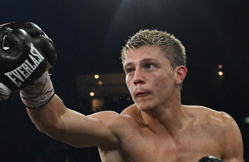 Nikita Tszyu boxing Bo Belbin.