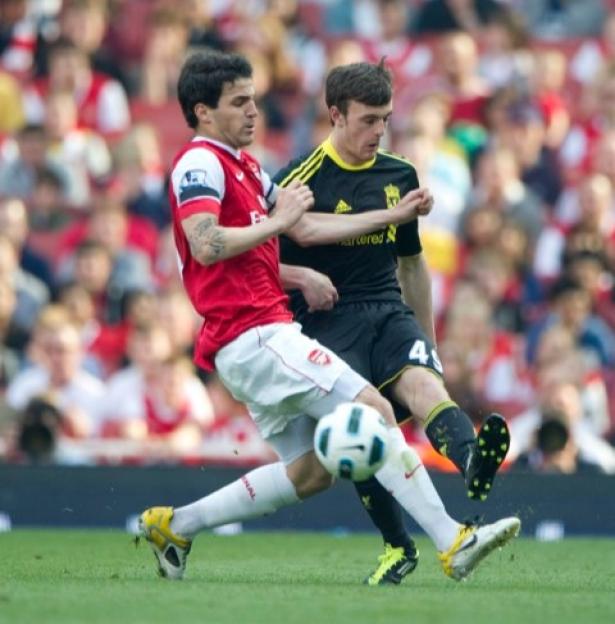 Arsenal v Liverpool 17/4/11 Barclays Premier League Richard Pelham. Cesc Fabregas-Arsenal & Jack Robinson-Liverpool