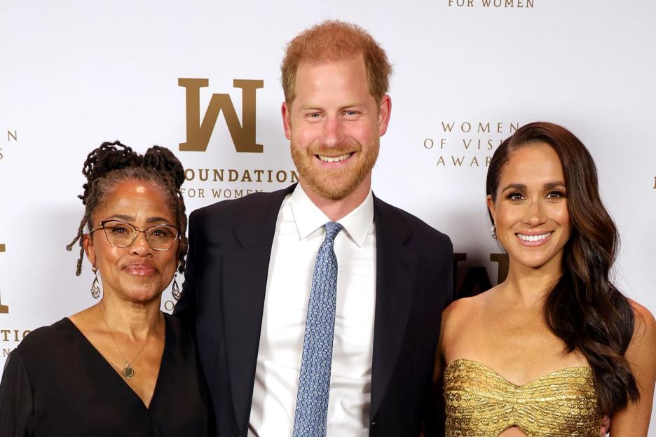 Meghan Markle’s extravagant Mother’s Day wish list revealed, with £460 necklace & £100 perfume while Kate gets DIY card