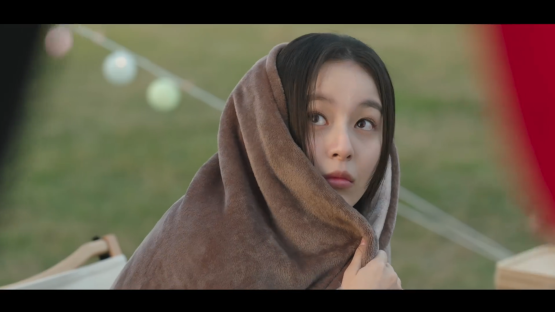 2 Revealing And 2 Cute Moments In Episode 3 Of “Spring Of Youth” 7