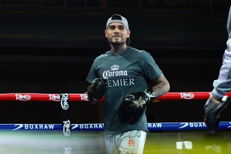 Arnold Barboza Jr. at a media workout.