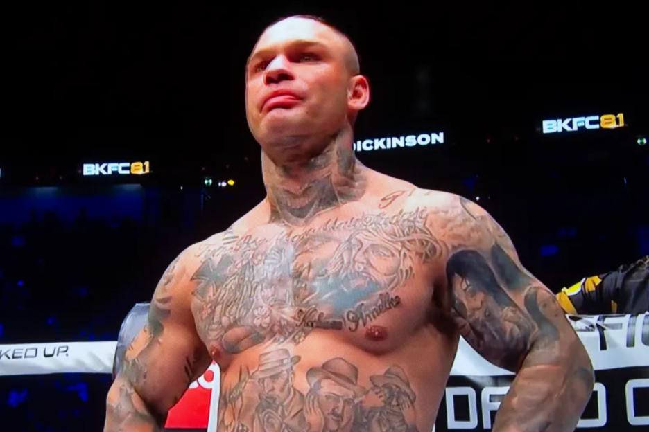 Polish Criminal Who Should Have Been Deported for Assaulting Officers Remains in the UK, Now Earning £7K as a Bare-Knuckle Boxer