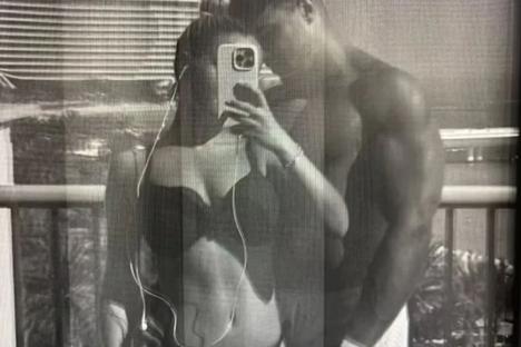 Molly-Mae Hague and Tommy Fury pose together for the first time since reuniting in steamy swimwear snap
