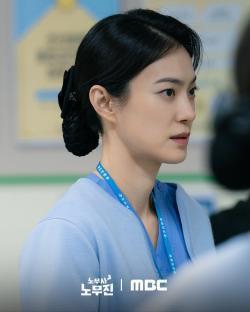 Jung Kyung Ho Causes Chaos At Hospital After Being Possessed By Ghost Client In “Oh My Ghost Clients” 3