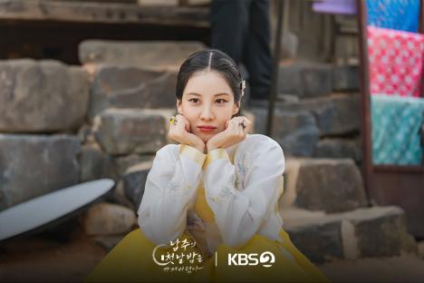 Seohyun And Taecyeon Show Off Adorable Chemistry Behind The Scenes Of “The First Night With The Duke” 3