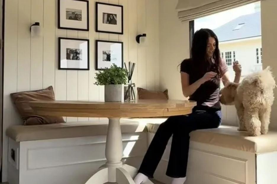 I bought a 1997 static caravan for £5k & am transforming it into my dream tiny home with DIY & Dunelm buys