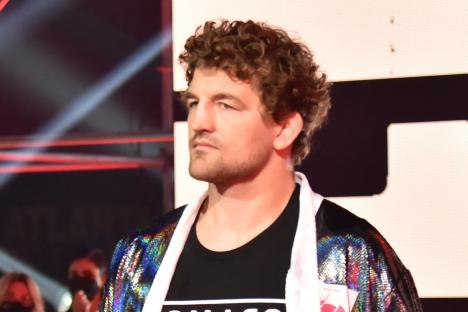 ‘Still fighting’ – Ben Askren’s wife issues worrying health update with ex-UFC star battling to stay alive in hospital