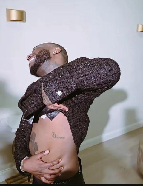 Davido flaunts ‘Chioma’ tattoo on his body [VIDEO]