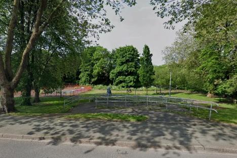 Teen girl ‘grabbed by neck’ in park with dad forced to fight off attacker after hearing screams as manhunt launched