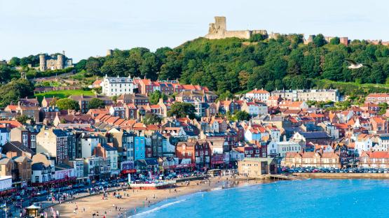 I’ve scoured UK’s top seaside towns & these resorts are best on a budget – from cheap chippies to all-day parking for £4