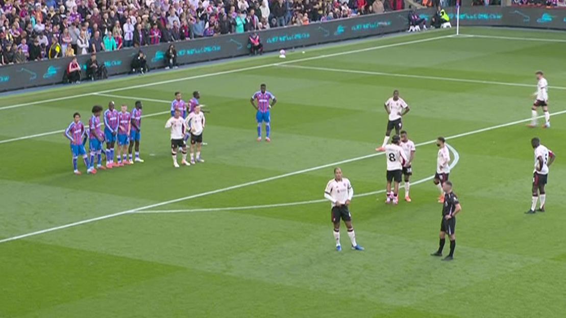 Crystal Palace vs Liverpool suspended for medical emergency in crowd as Mo Salah desperately calls for medics to help