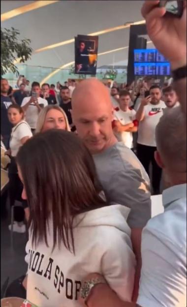 Anthony Taylor being attacked at the airport by Roma fans.
