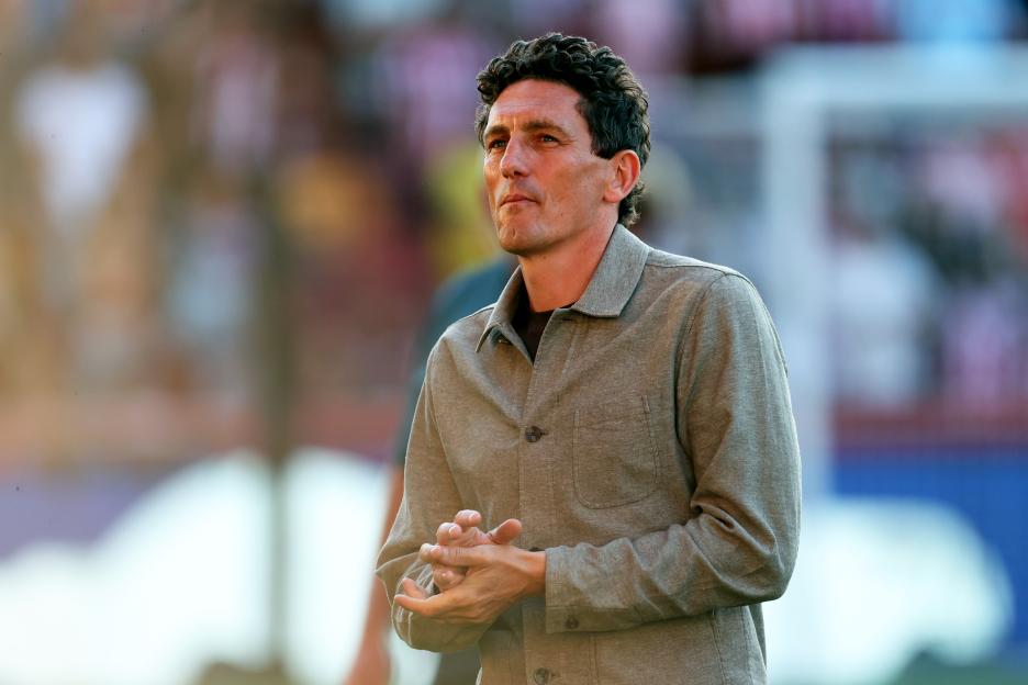 Brentford manager Keith Andrews at a pre-season friendly match.
