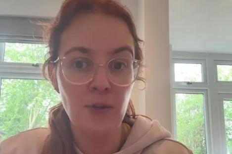 I’ve made £174 in two days on Vinted – my new tip was a game changer for sales, using something EVERYONE has