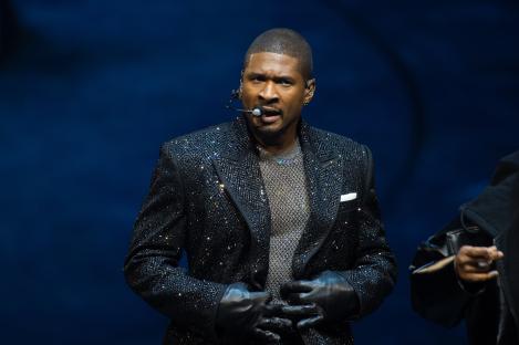 Usher performing at The O2 Arena.