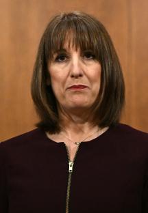 Headshot of Rachel Reeves at a press conference.