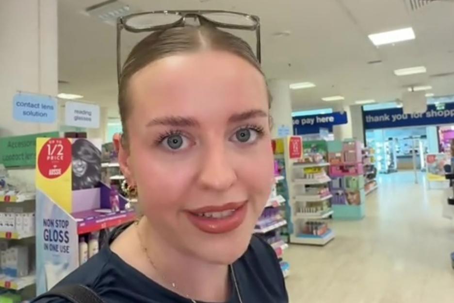 Shoppers are racing to Boots to nab FREE beauty bag worth over £30… it contains 4 full-size products but there’s a catch