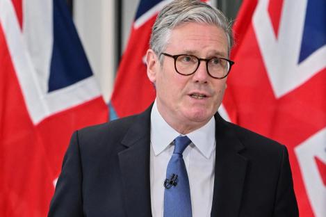 Under-fire Sir Keir Starmer accused of inflicting £30bn of self-harm on UK with Chagos Islands giveaway