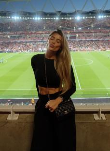 Carol Cabrino - girlfriend of Marquinhos , https://www.instagram.com/carolcabrino/?hl=en)