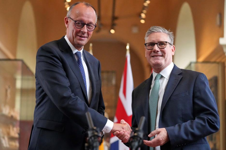 Sir Keir Starmer under fire after German chancellor slams Brexit — as Brussels demands more UK cash