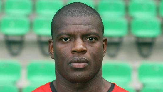 Former Premier League defender jailed after being found guilty of fraud – but fumes ‘I never robbed anyone’