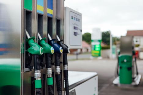 Major boost for drivers as drop in fuel prices keeps inflation down – check the cheapest places to fill up your car
