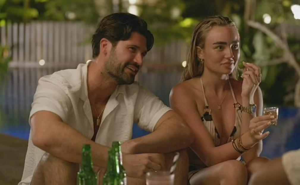 Ella Rae Wise in TOWIE Ella recently confirmed she has split from boyfriend and fellow TOWIE star Dan Edgar, days after promising him she wouldn't flirt with Chris in the house