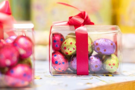 Easter ‘spoiled’ as Tesco & Sainsbury’s shoppers left raging over ‘mouldy’ Sunday roasts & melted chocolate eggs