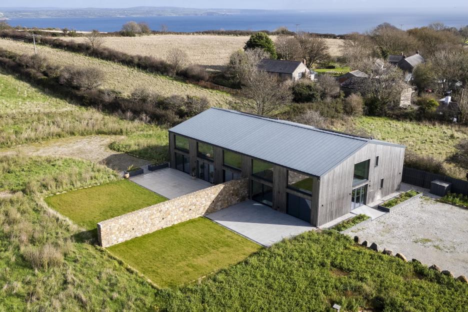 Locals demand £1M barn built without permission in Cornwall is torn down