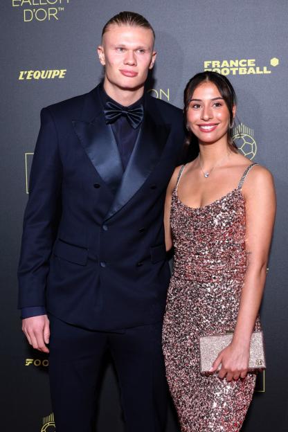 PARIS, FRANCE - OCTOBER 30: Erling Haaland and Isabel Haugseng Johansen attend the 67th Ballon D'Or Photocall at Theatre Du Chatelet on October 30, 2023 in Paris, France. (Photo by Pascal Le Segretain/Getty Images)