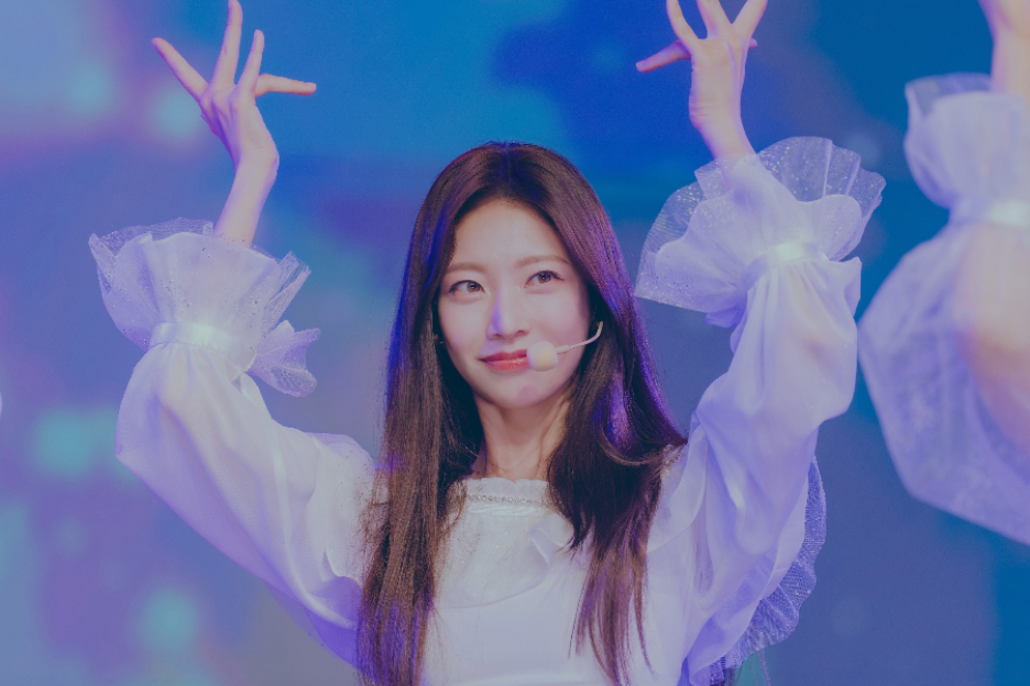 Gong Seung Yeon Shines On Stage During Her Idol Era In New Drama “My Lovely Journey”