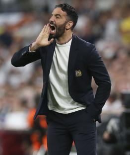 Ruben Amorim, Manchester United manager, reacting during a game.